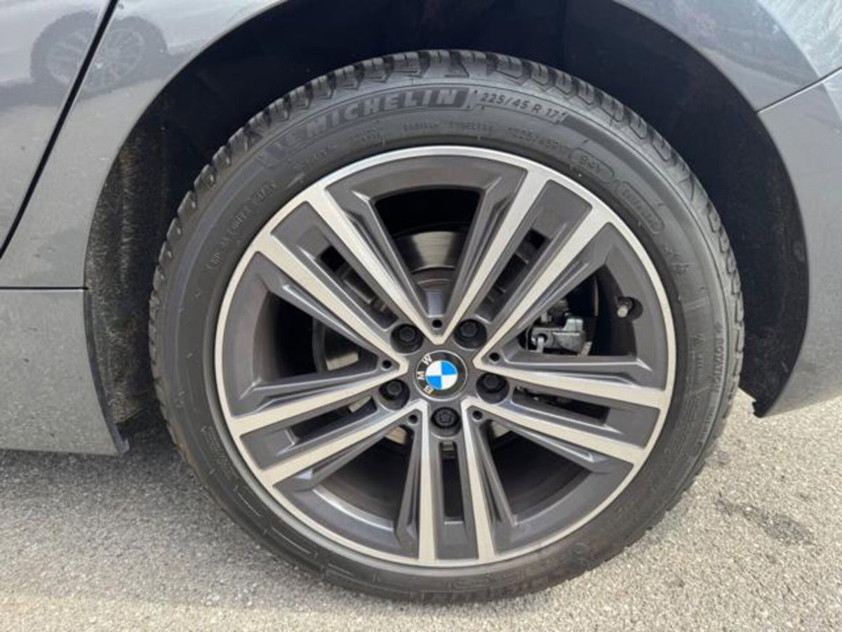 BMW Serie 1 116d 2.0 116CV cat 5 porte Attiva DPF (16)