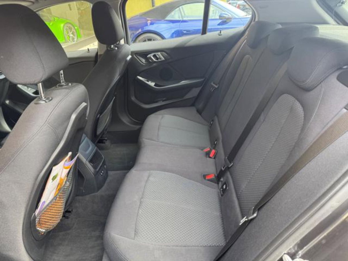 BMW Serie 1 116d 2.0 116CV cat 5 porte Attiva DPF (18)