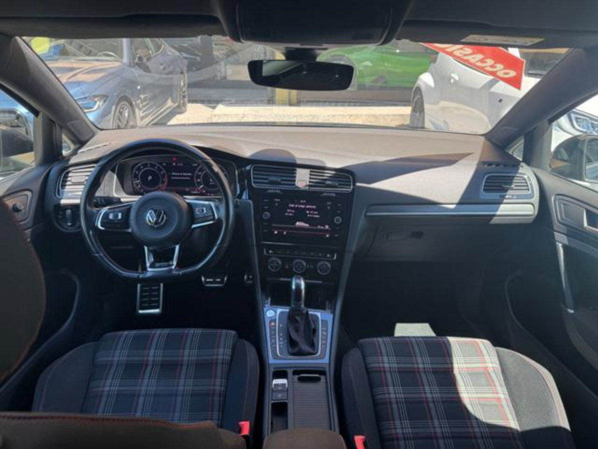 Volkswagen Golf GTI Performance 2.0 245 CV TSI DSG 5p. BMT (11)