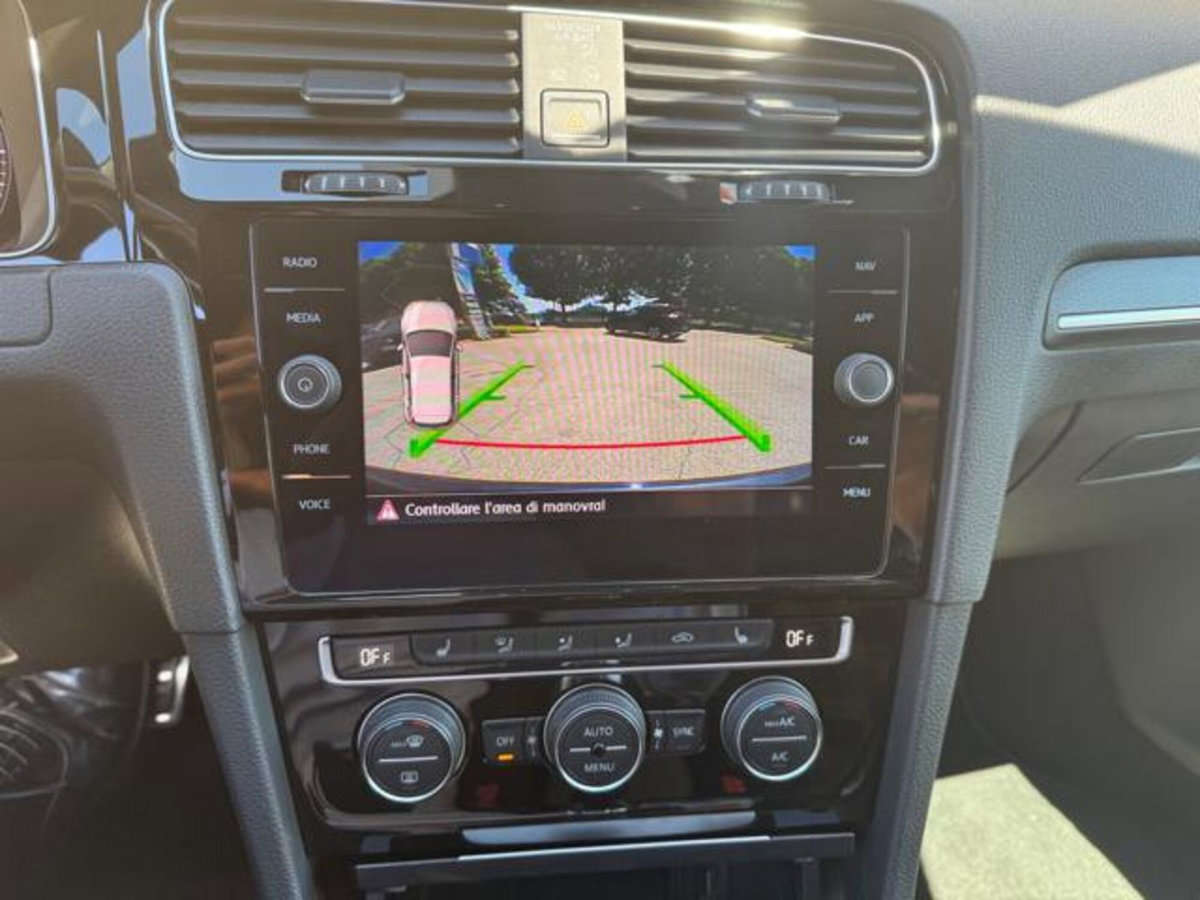 Volkswagen Golf GTI Performance 2.0 245 CV TSI DSG 5p. BMT (16)
