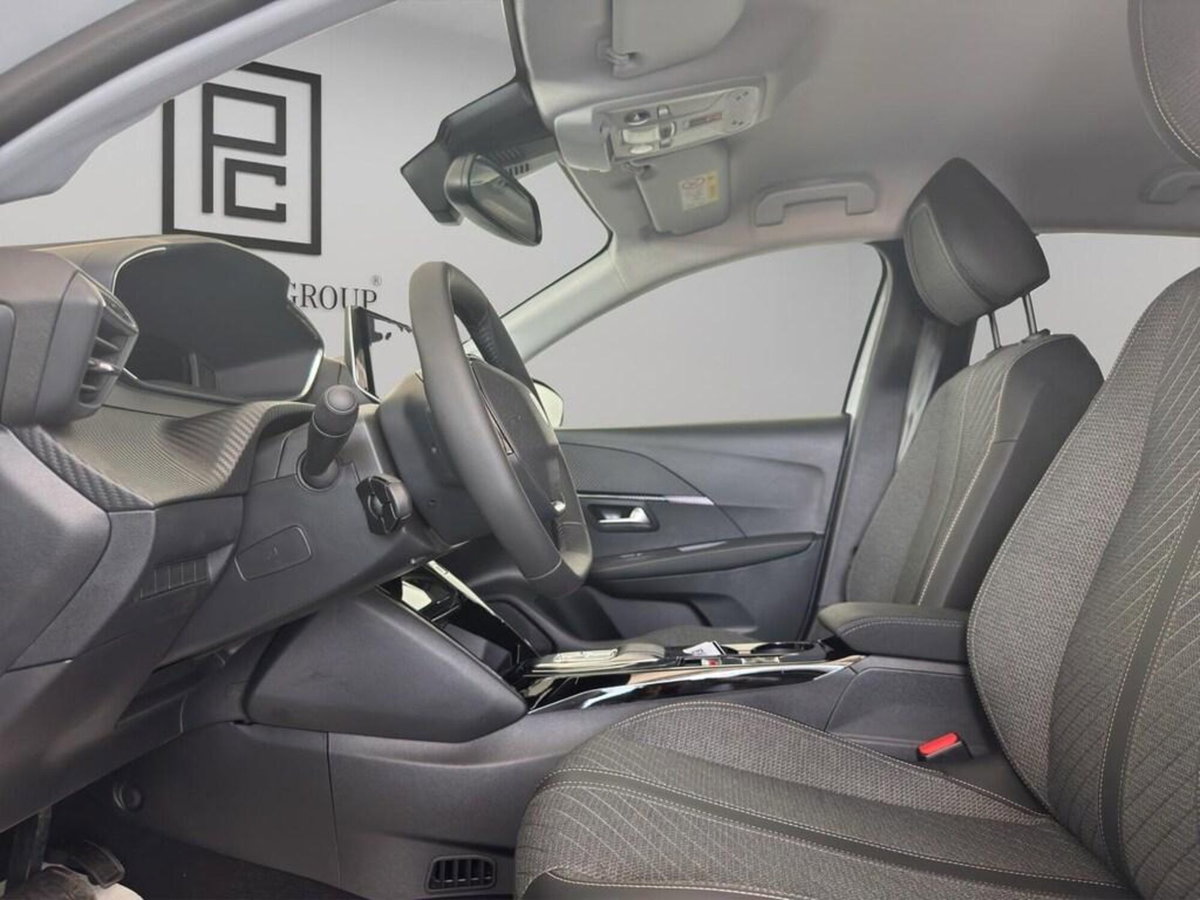 Peugeot 208 1.2 hybrid Active 100cv e-dcs 6 (12)