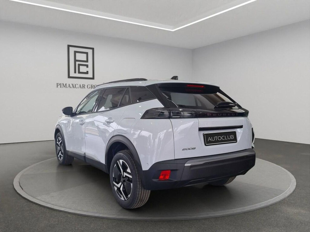 Peugeot 2008 1.2 puretech Allure s&s 100cv (2)