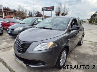 Lancia Ypsilon 1.2 69 CV 5 porte Elle (3)