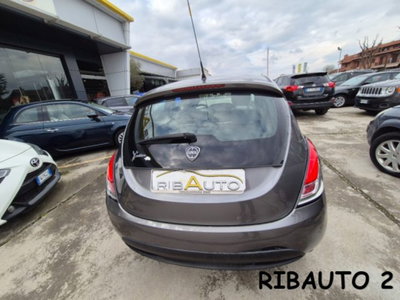 Lancia Ypsilon 1.2 69 CV 5 porte Elle (14)