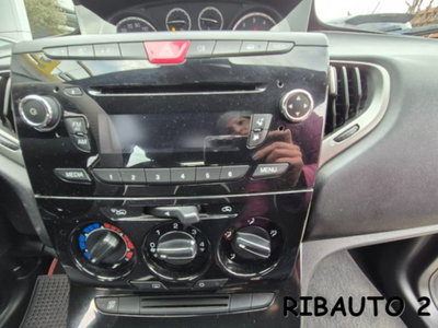 Lancia Ypsilon 1.2 69 CV 5 porte Elle (18)