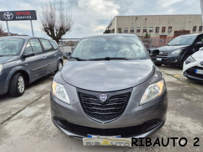 Lancia Ypsilon 1.2 69 CV 5 porte Elle (4)