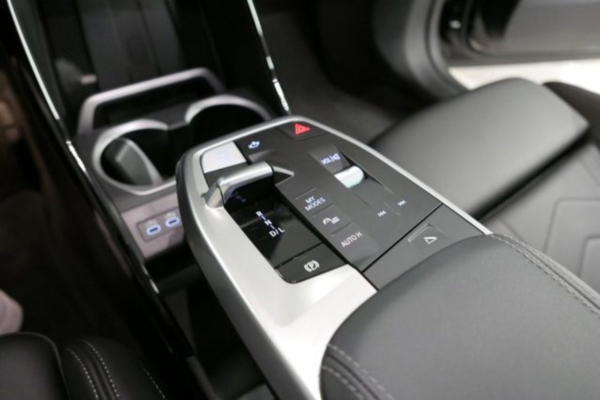BMW X1 sDrive 18d xLine (11)