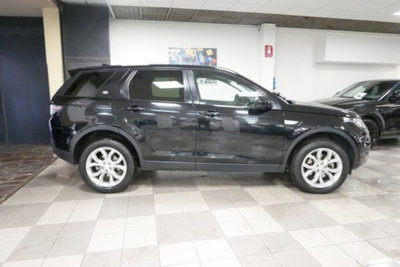 Land Rover Discovery Sport 2.0 TD4 180 CV HSE (3)