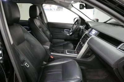 Land Rover Discovery Sport 2.0 TD4 180 CV HSE (8)