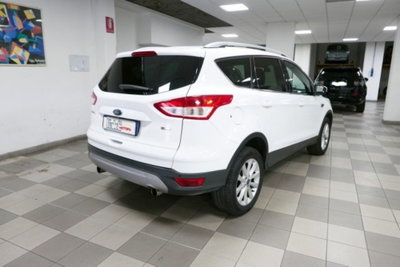 Ford Kuga 1.5 EcoBoost 120 CV 2WD Titanium (4)