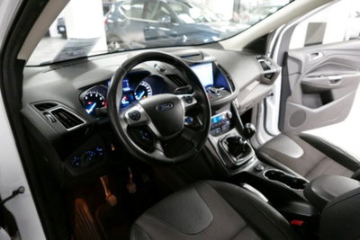 Ford Kuga 1.5 EcoBoost 120 CV 2WD Titanium (7)