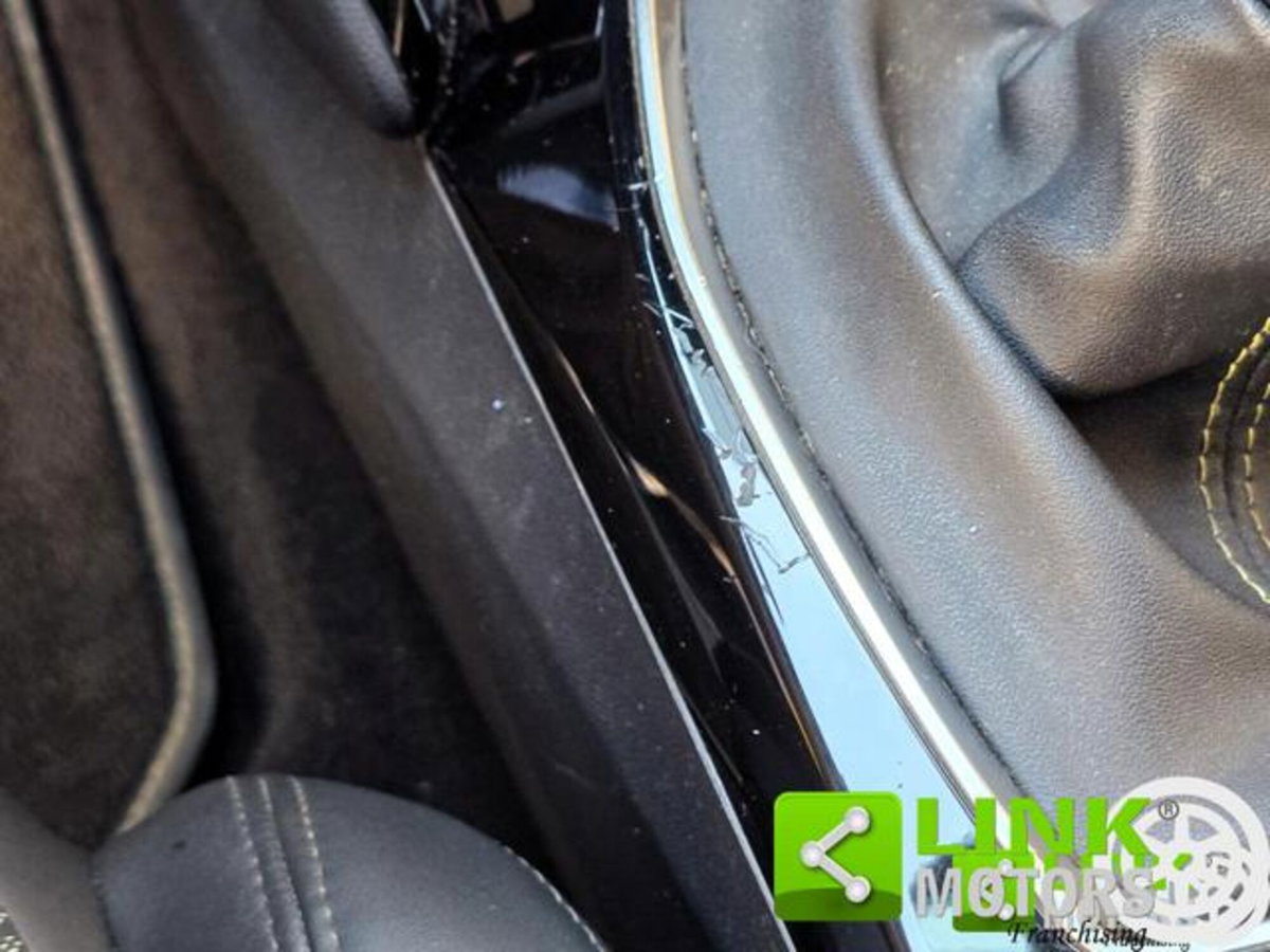 Peugeot 208 1.2 puretech Active s&s 100cv (16)