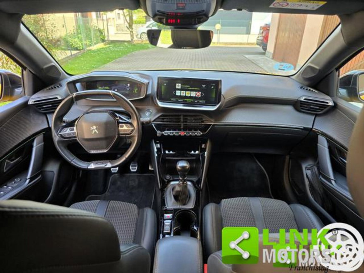 Peugeot 208 1.2 puretech Active s&s 100cv (5)