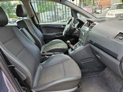Opel Zafira 1.9 CDTI 120CV Cosmo (10)