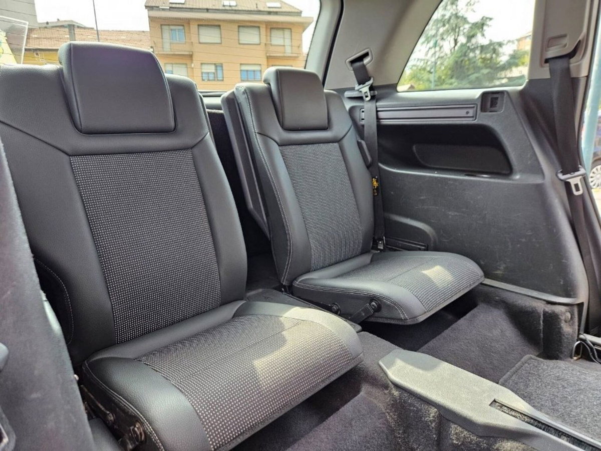 Opel Zafira 1.9 CDTI 120CV Cosmo (13)
