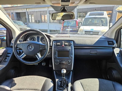 Mercedes-Benz Classe B 200 CDI Premium (9)