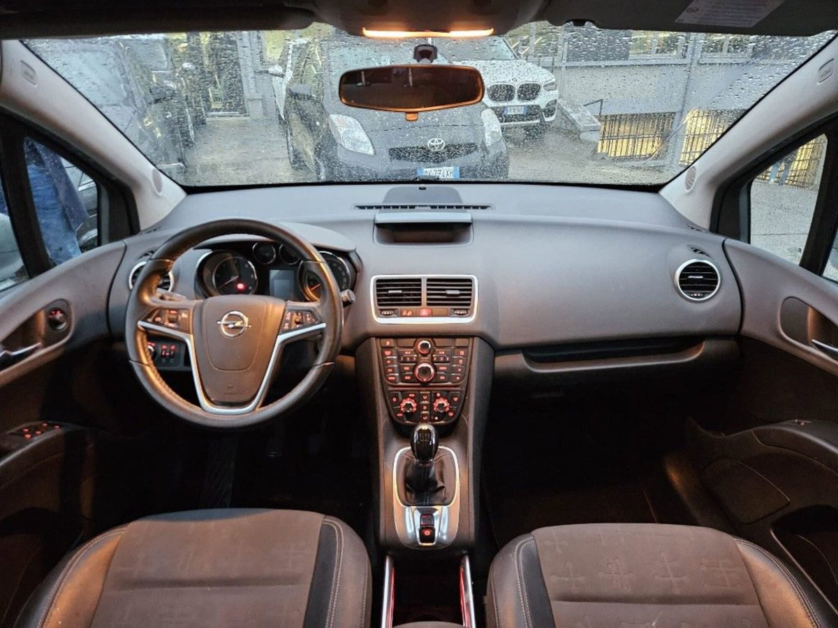 Opel Meriva 1.3 CDTI 95CV ecoFLECosmo (10)