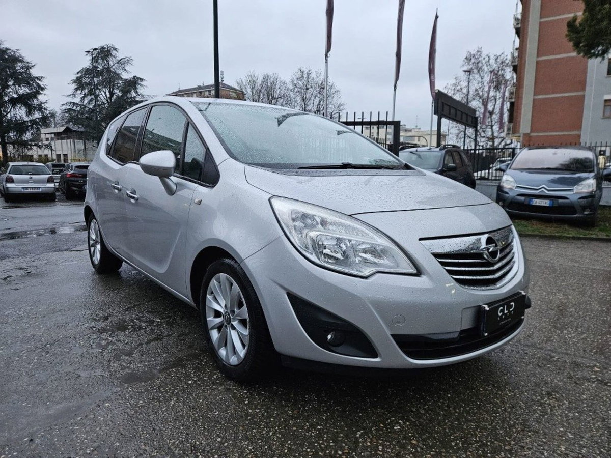 Opel Meriva 1.3 CDTI 95CV ecoFLECosmo (3)