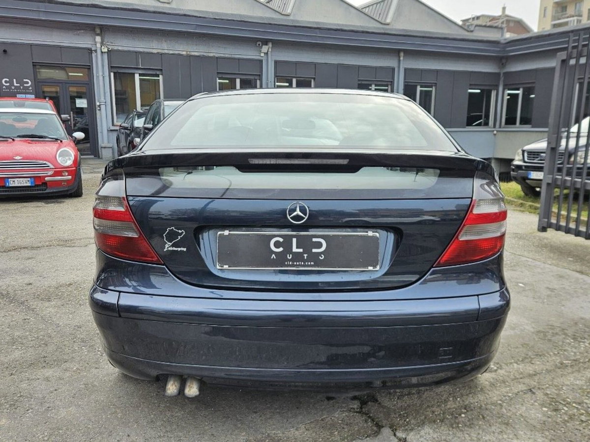 Mercedes-Benz Classe C Coupé 220 CDI cat Sportcoupé Avantgarde (4)