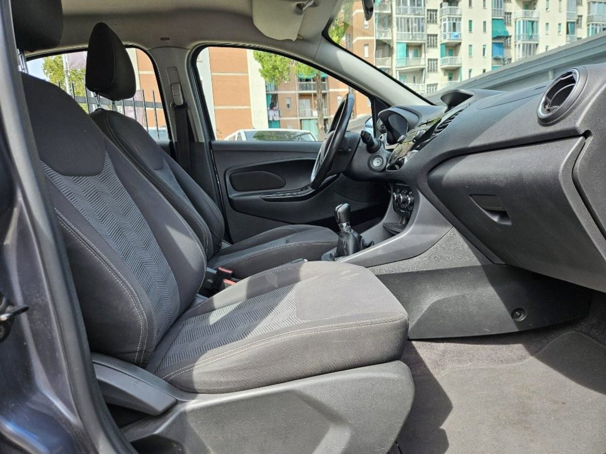 Ford Fiesta 1.1 85 CV 5 porte Plus (10)