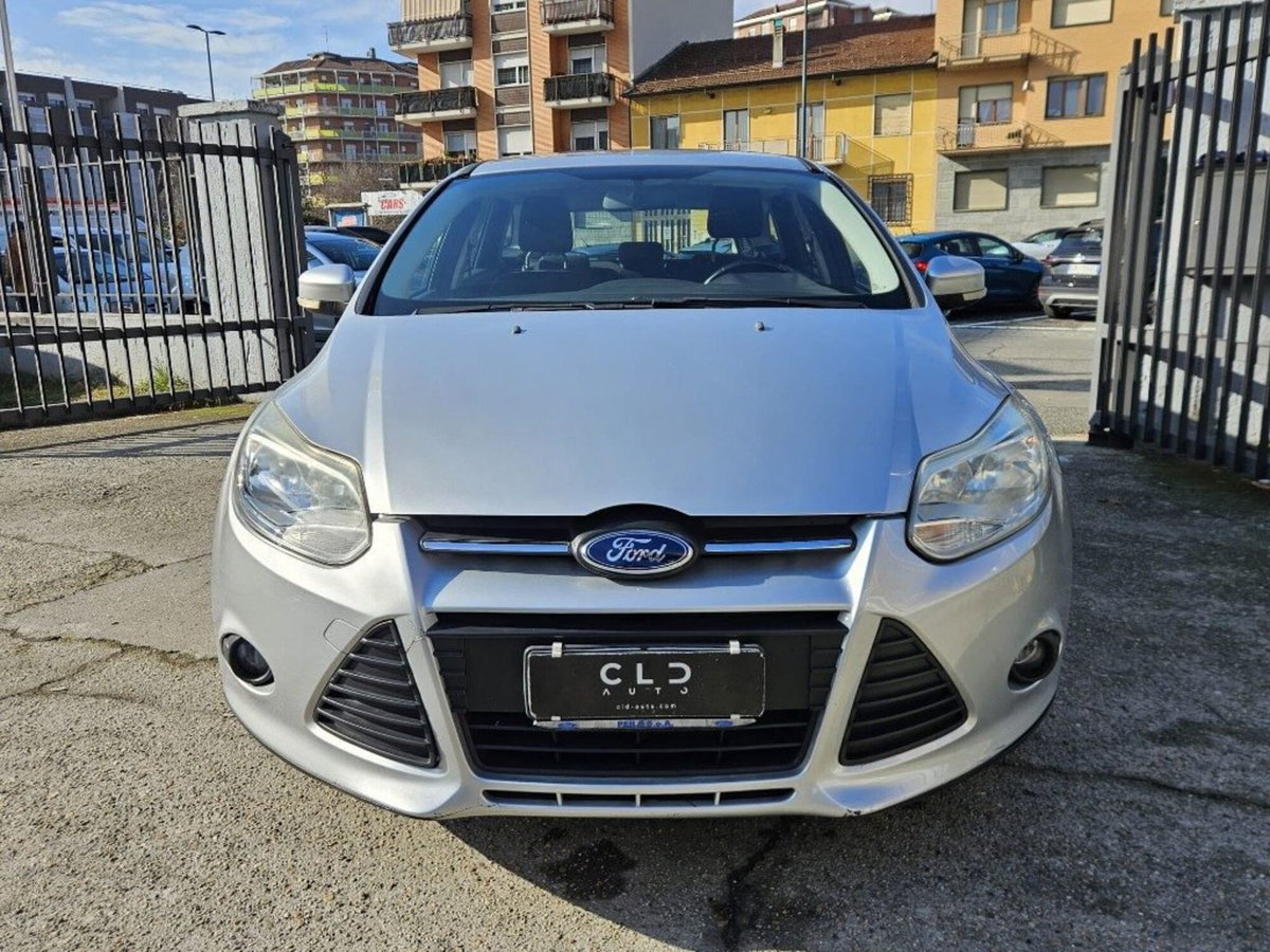 Ford Focus Station Wagon 1.0 EcoBoost 125 CV automatico SW Active (2)