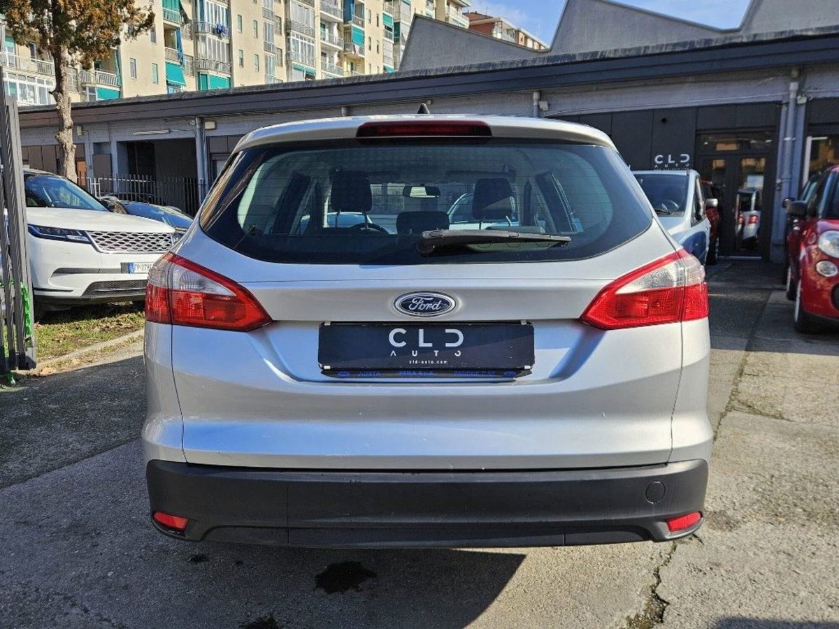 Ford Focus Station Wagon 1.0 EcoBoost 125 CV automatico SW Active (4)