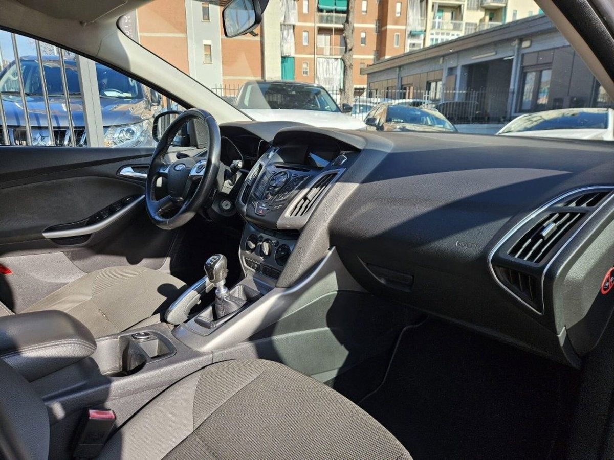 Ford Focus Station Wagon 1.0 EcoBoost 125 CV automatico SW Active (8)