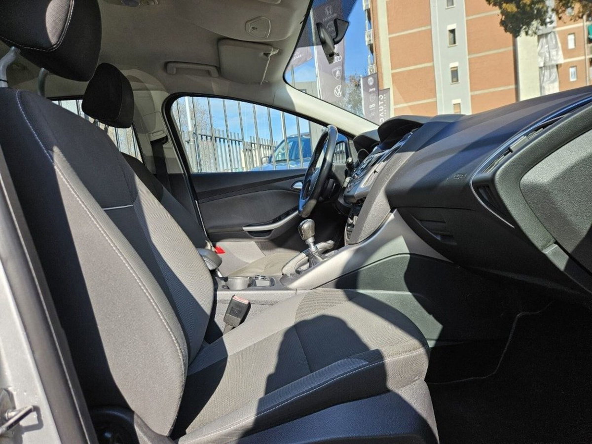 Ford Focus Station Wagon 1.0 EcoBoost 125 CV automatico SW Active (9)