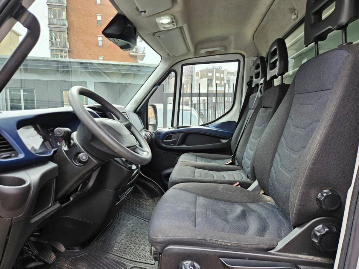 Iveco Daily Telaio 35S14NA8 3.0 Nat.Pwr PM Cabinato Blue Power Hi-Matic (8)