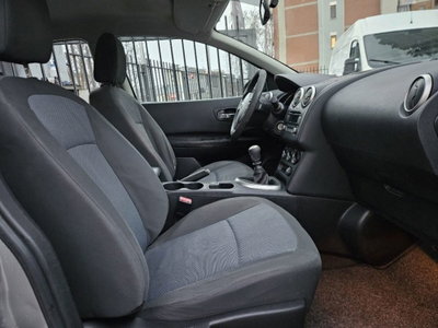 Nissan Qashqai 1.5 dCi DPF Acenta (8)