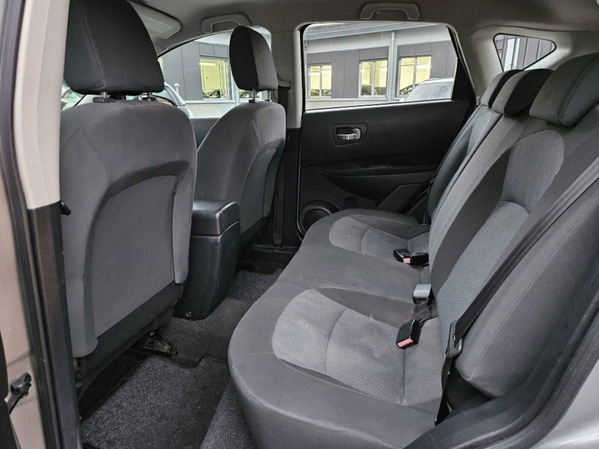 Nissan Qashqai 1.5 dCi DPF Acenta (9)