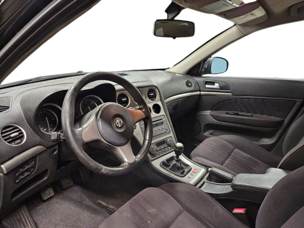 Alfa Romeo 159 SportWagon 1.9 JTDm 16V Sportwagon (6)