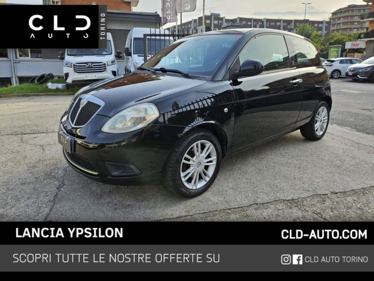 Lancia Ypsilon 1.3 MJT 75 CV Argento