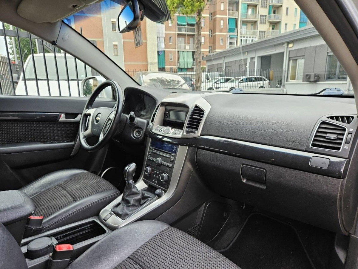 Chevrolet Captiva 2.2 VCDi 163CV 2WD LT (10)