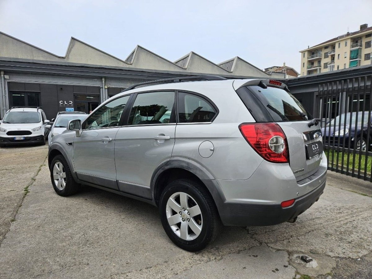 Chevrolet Captiva 2.2 VCDi 163CV 2WD LT (6)