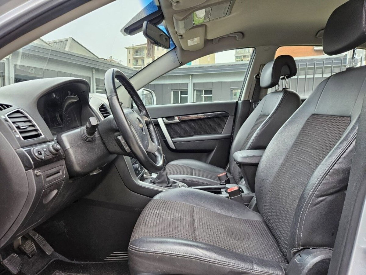 Chevrolet Captiva 2.2 VCDi 163CV 2WD LT (7)