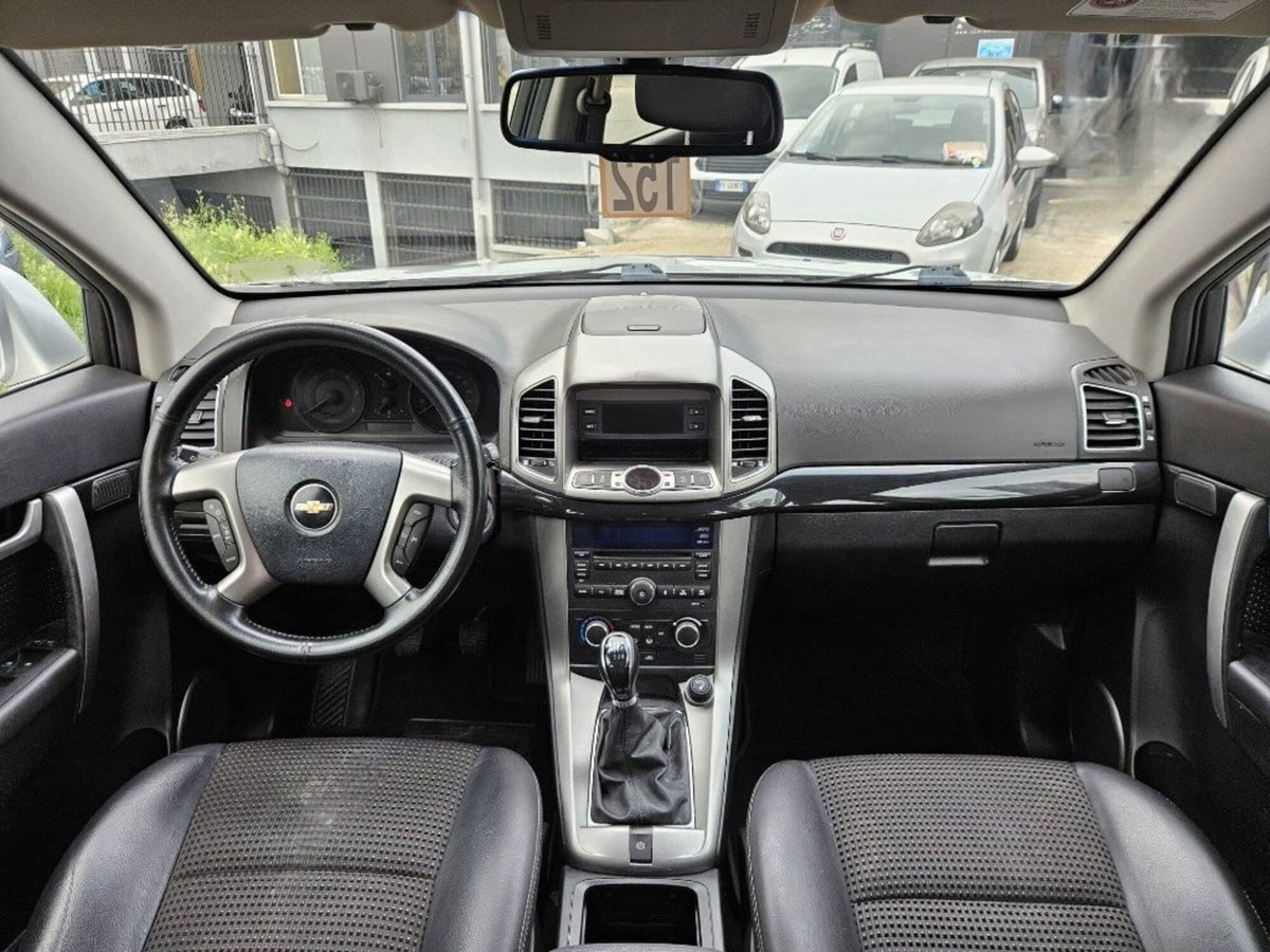Chevrolet Captiva 2.2 VCDi 163CV 2WD LT (8)