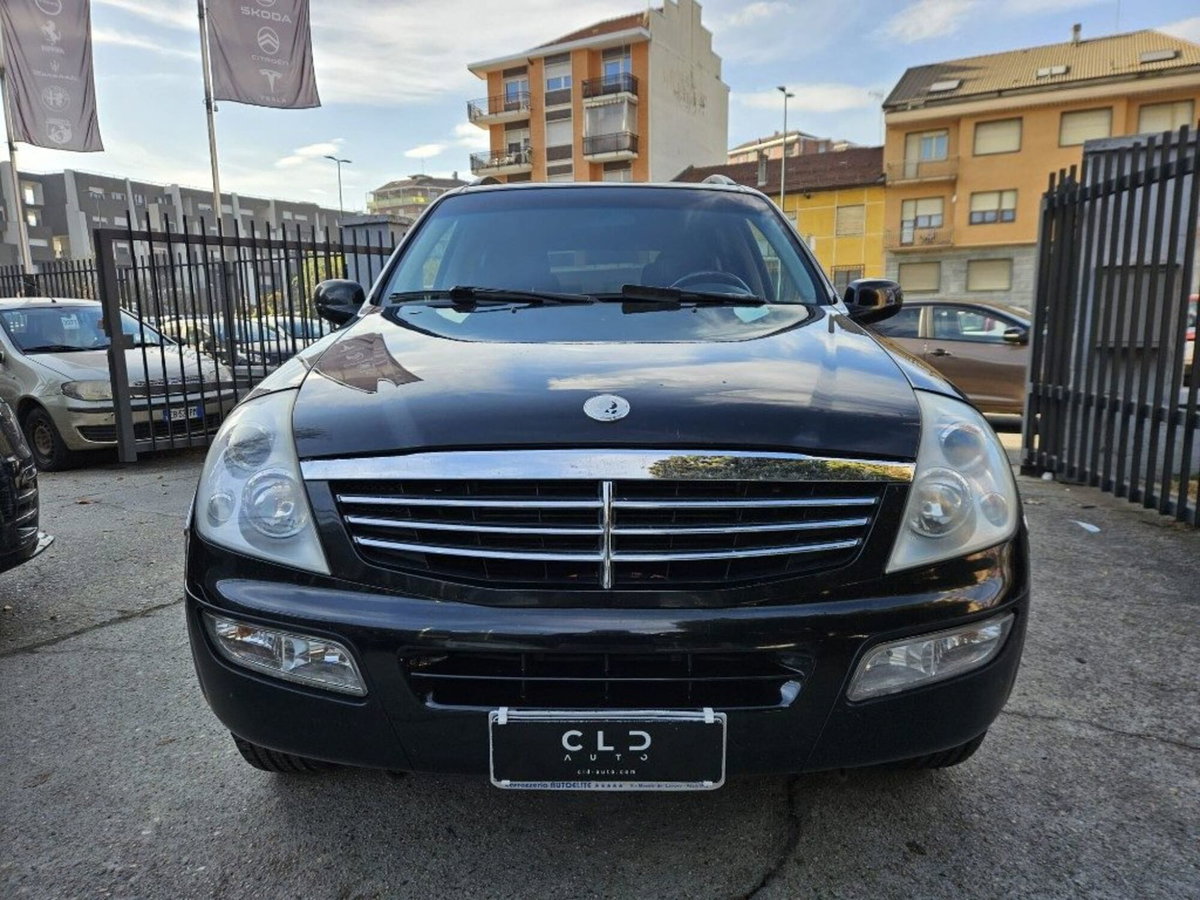 Ssangyong Rexton II 2.7 XDi TOD Classic (2)