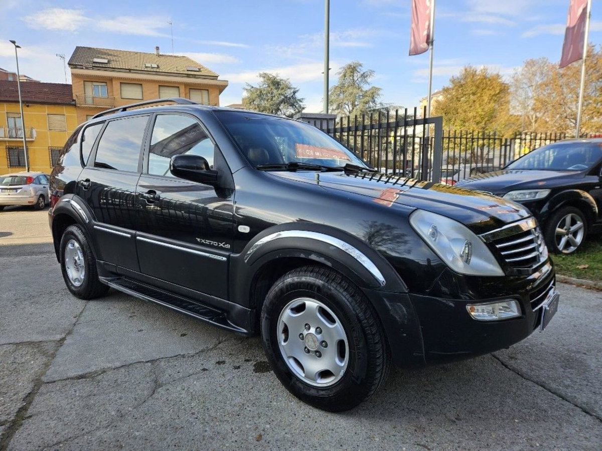 Ssangyong Rexton II 2.7 XDi TOD Classic (3)