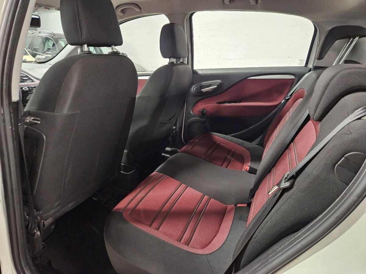 Fiat Punto Evo 1.4 5 porte Emotion GPL (8)