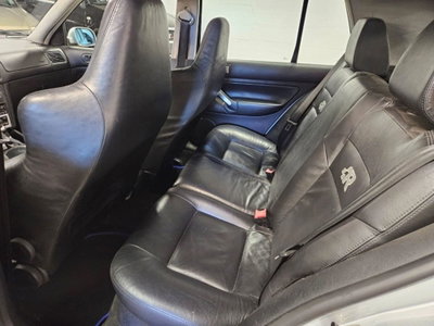 Volkswagen Golf 3.2 V6 cat 3 porte R32 (12)