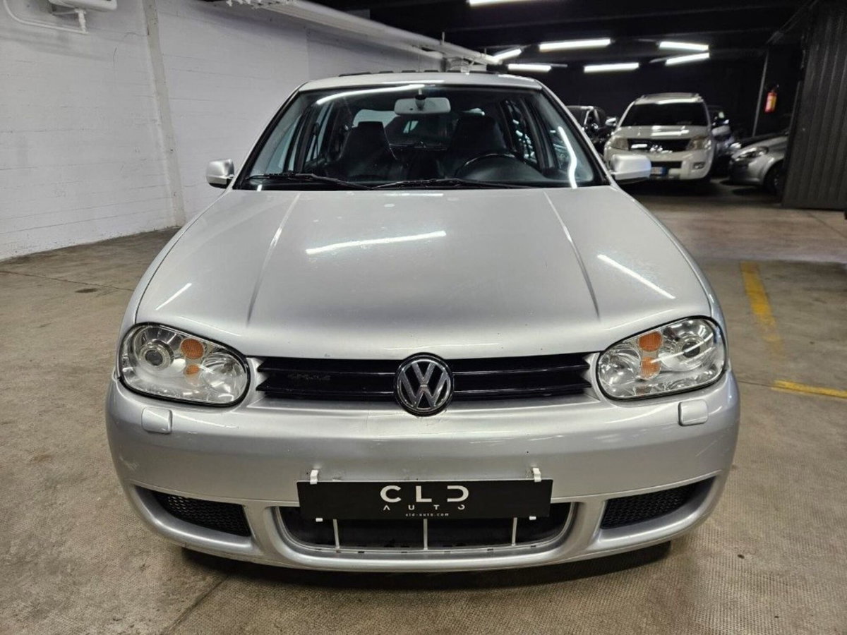 Volkswagen Golf 3.2 V6 cat 3 porte R32 (3)