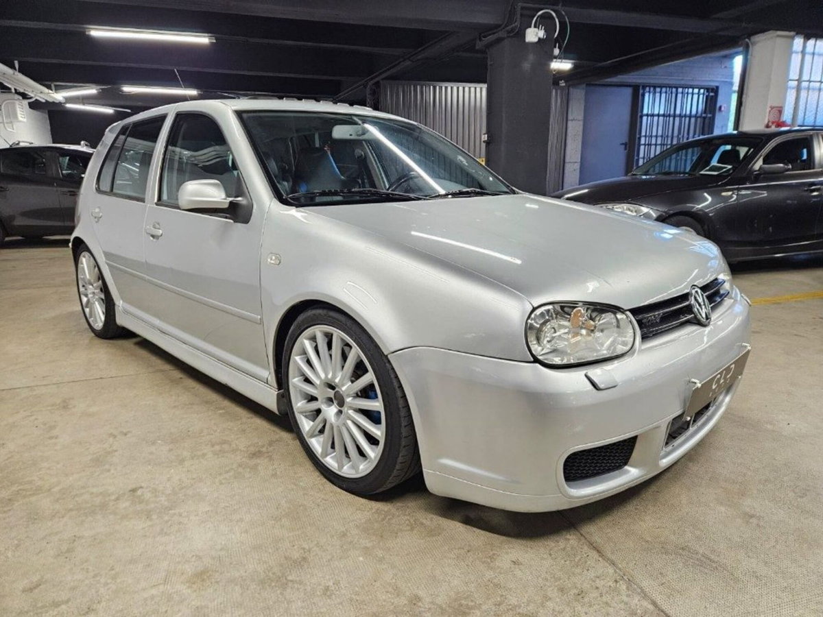 Volkswagen Golf 3.2 V6 cat 3 porte R32 (4)