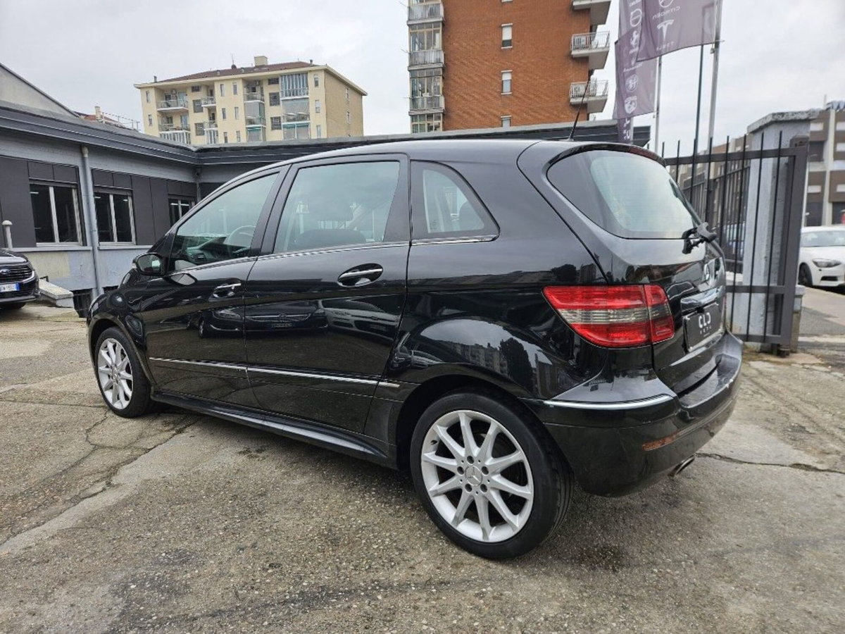 Mercedes-Benz Classe B 200 CDI Sport (6)