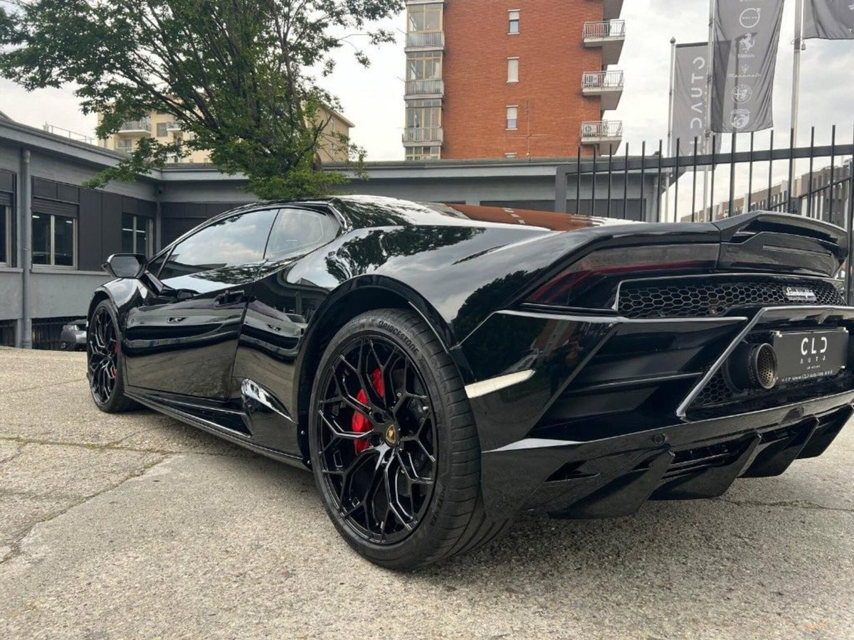 Lamborghini Huracán Coupé 5.2 V10 EVO Coupé (5)