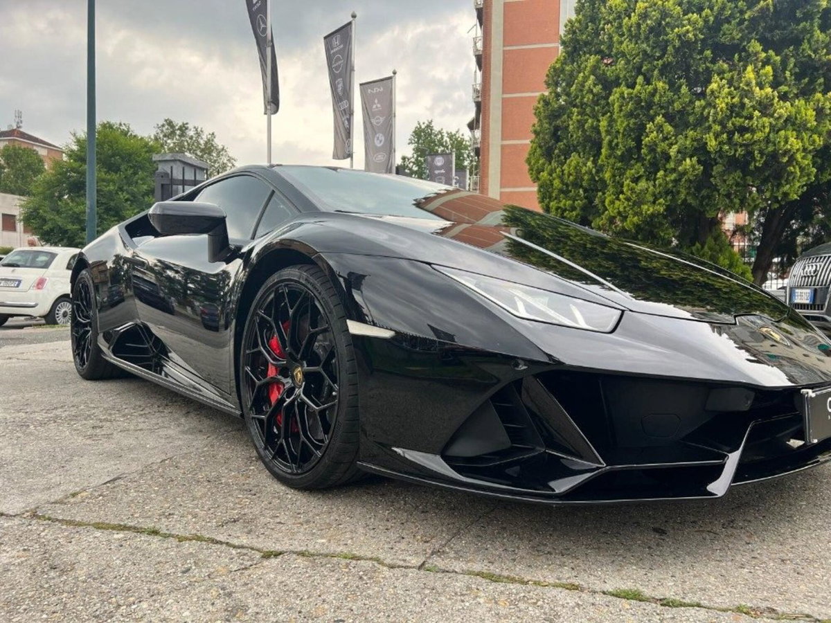 Lamborghini Huracán Coupé 5.2 V10 EVO Coupé (9)
