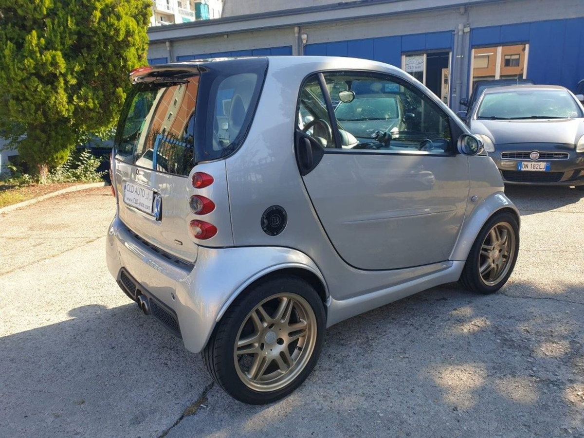 smart Fortwo 700 coupé Brabus (55 kW) (6)
