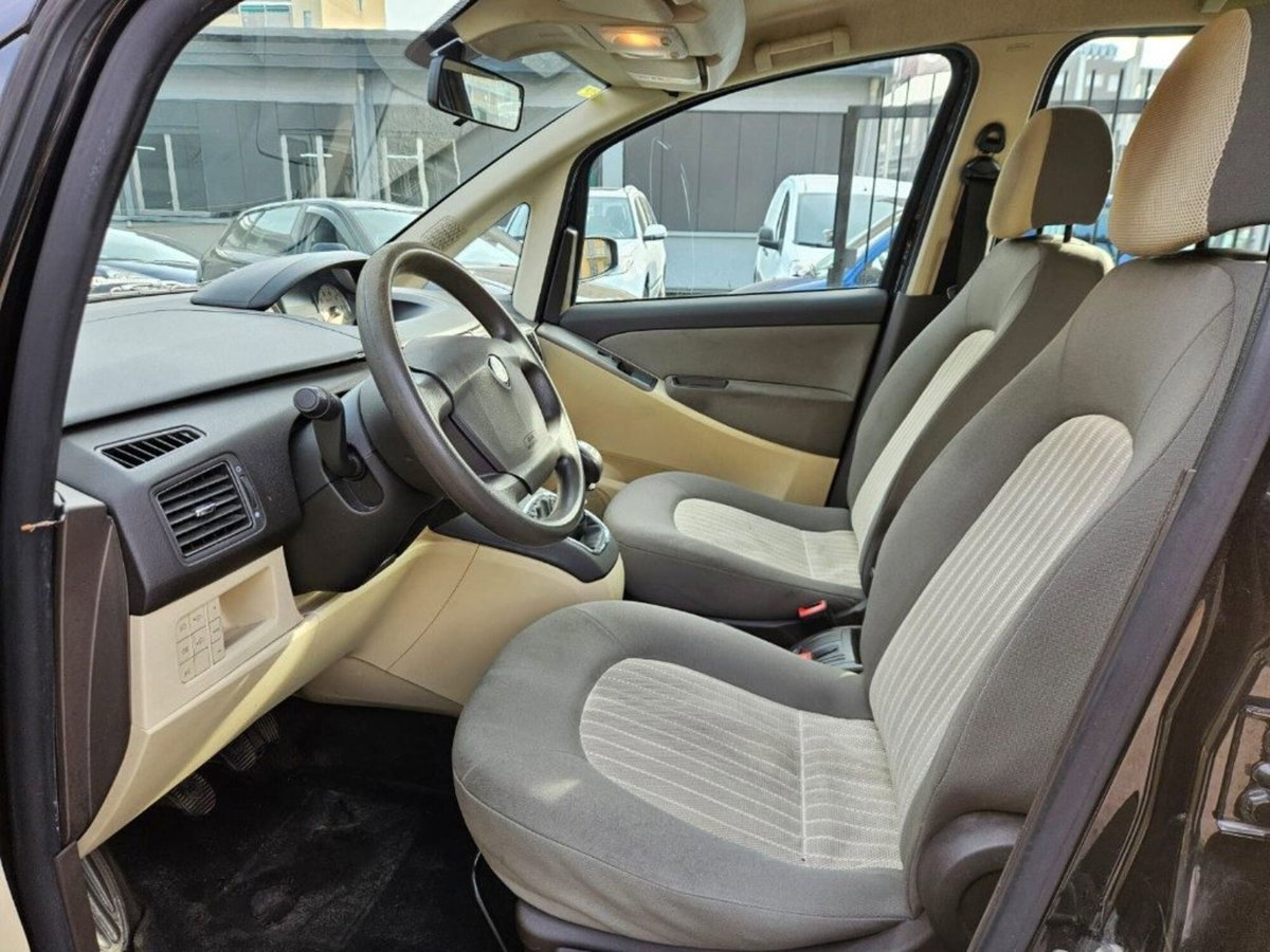 Lancia Musa 1.4 Argento (6)
