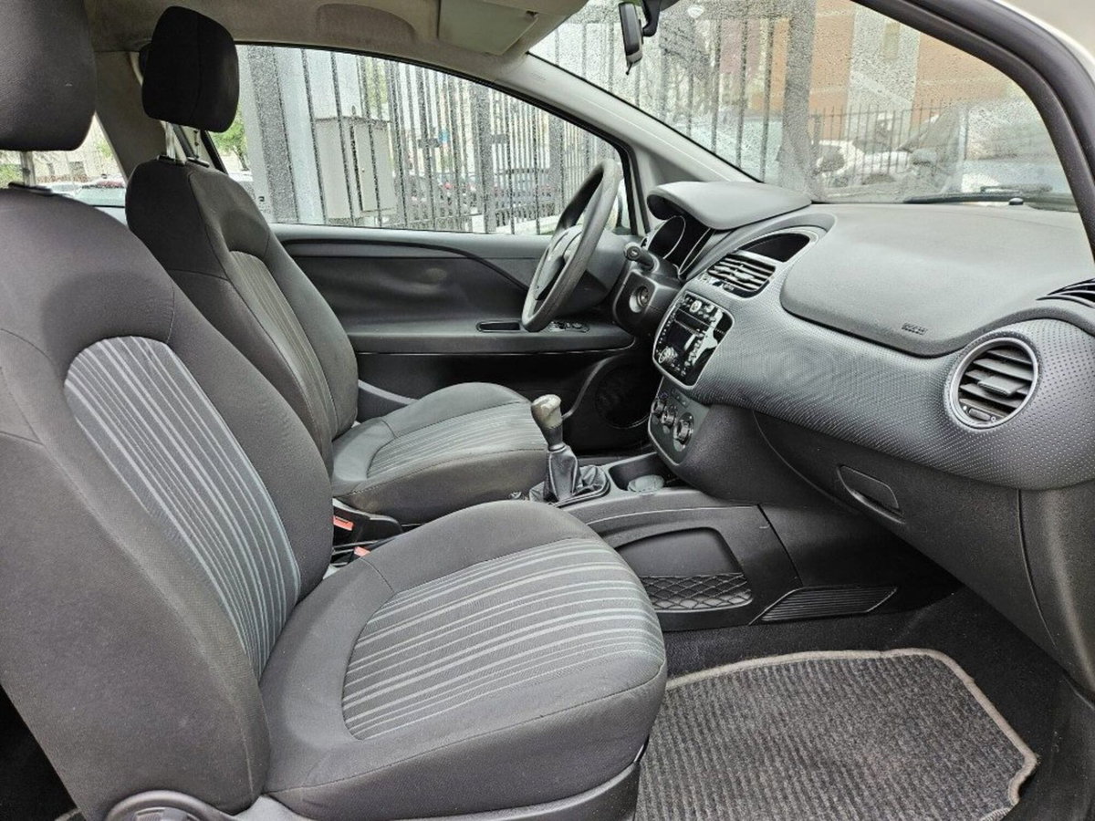 Fiat Grande Punto 1.3 MJT 75 CV 3 porte S&S Actual (10)