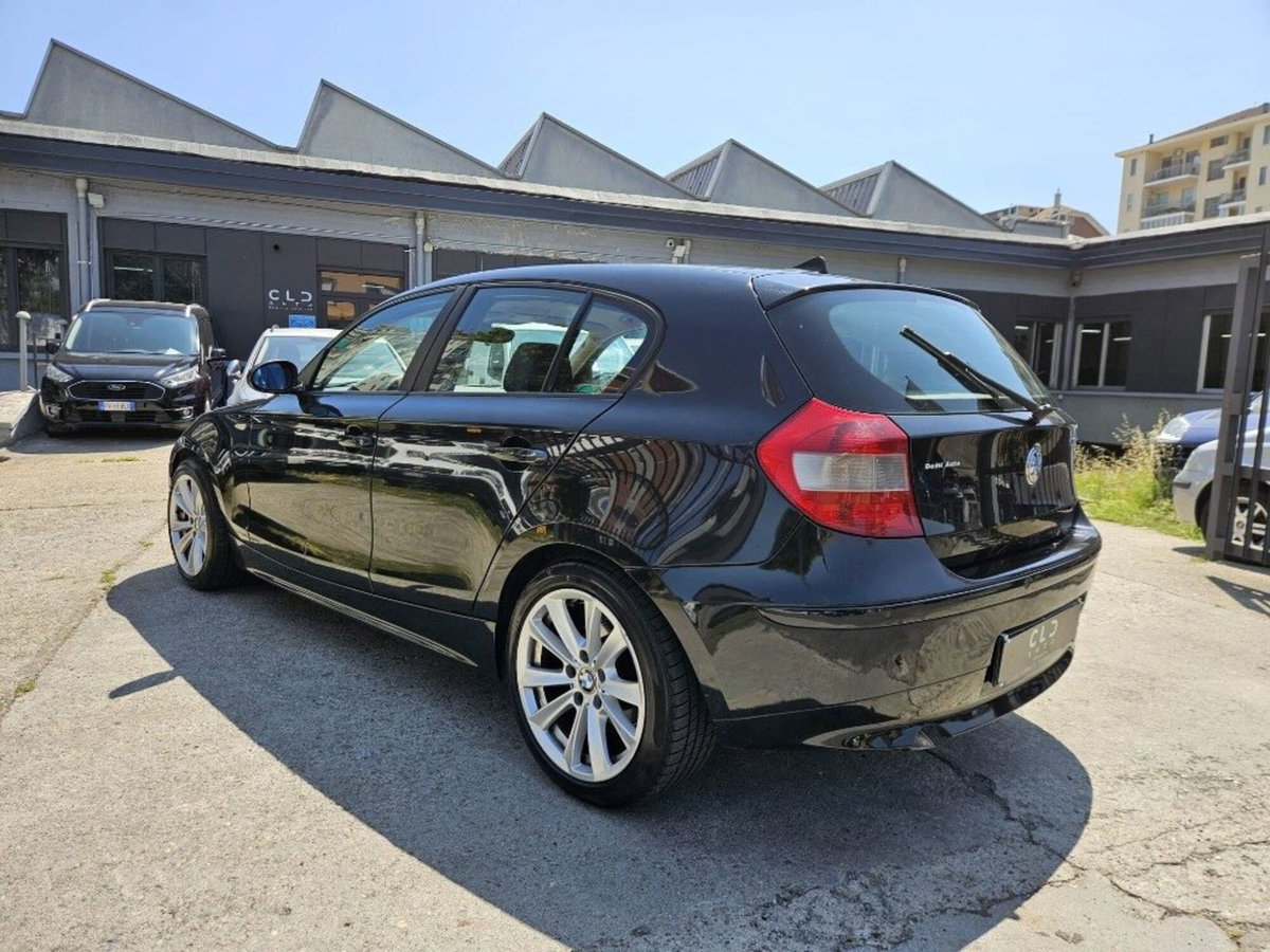 BMW Serie 1 118d cat 5 porte Attiva (5)